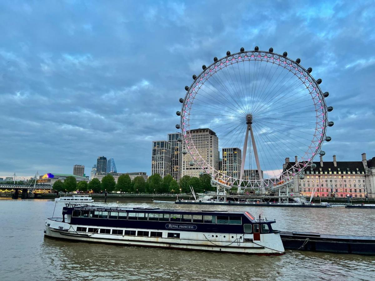 Deluxe Entire Studio Next To London Eye & Trafalgar Square Aparthotel Exterior photo