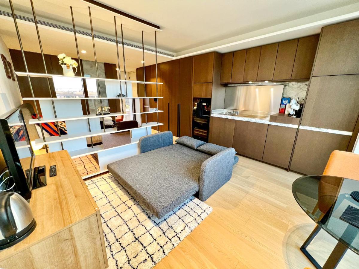 Deluxe Entire Studio Next To London Eye & Trafalgar Square Aparthotel Exterior photo