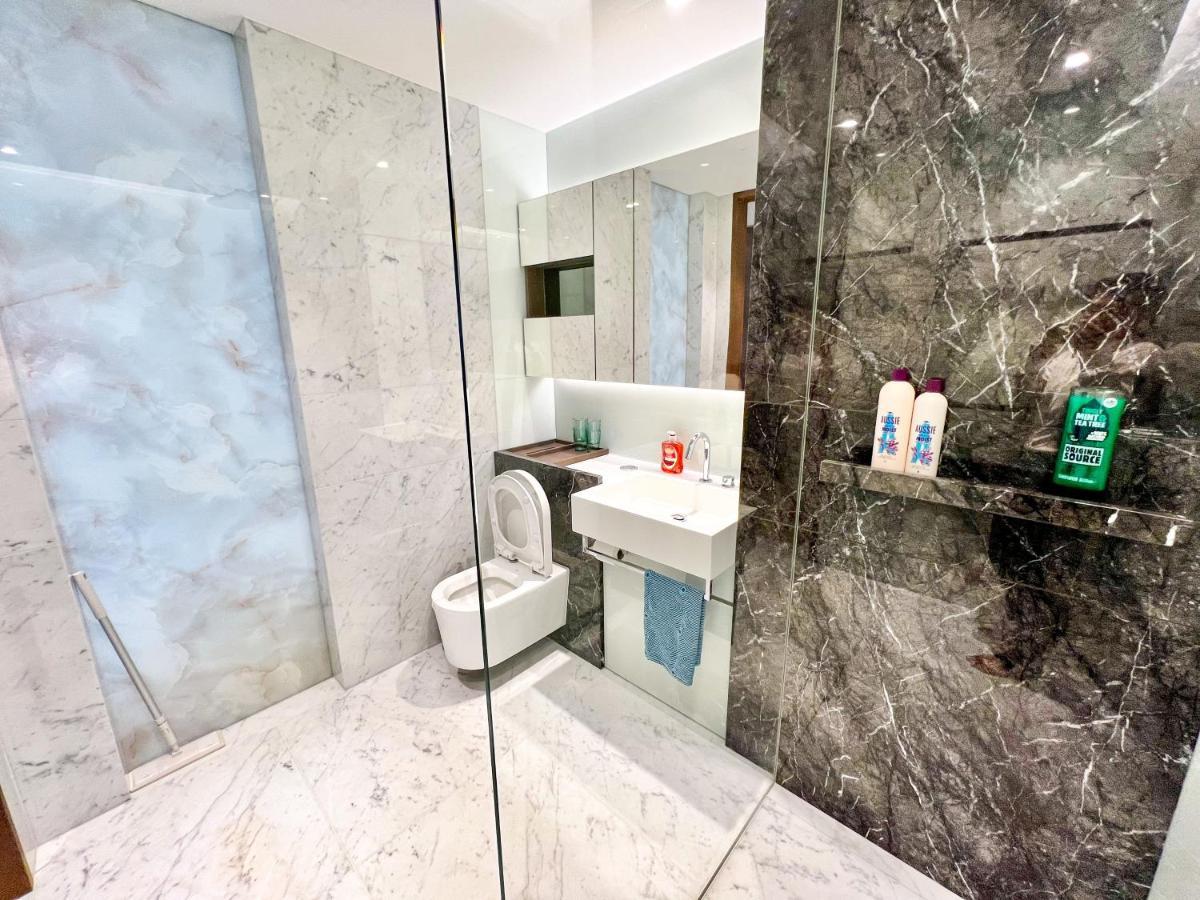 Deluxe Entire Studio Next To London Eye & Trafalgar Square Aparthotel Exterior photo