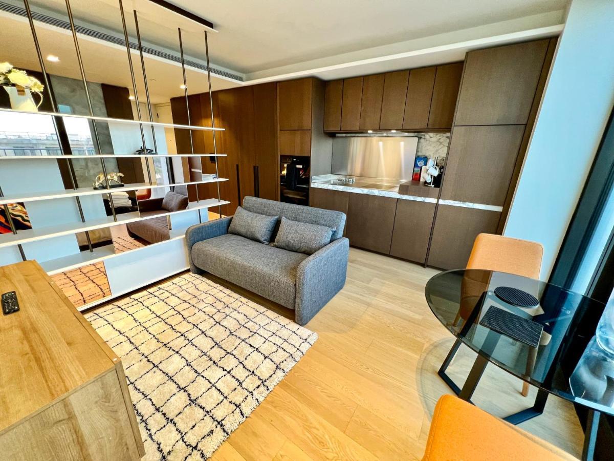 Deluxe Entire Studio Next To London Eye & Trafalgar Square Aparthotel Exterior photo