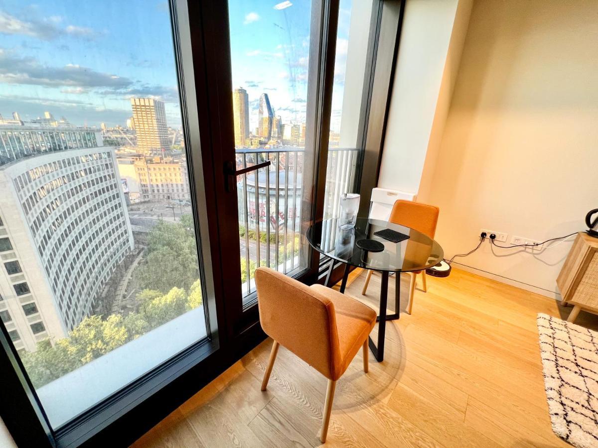 Deluxe Entire Studio Next To London Eye & Trafalgar Square Aparthotel Exterior photo